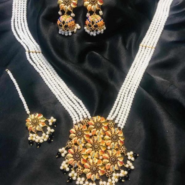 Malikae husn bridal set